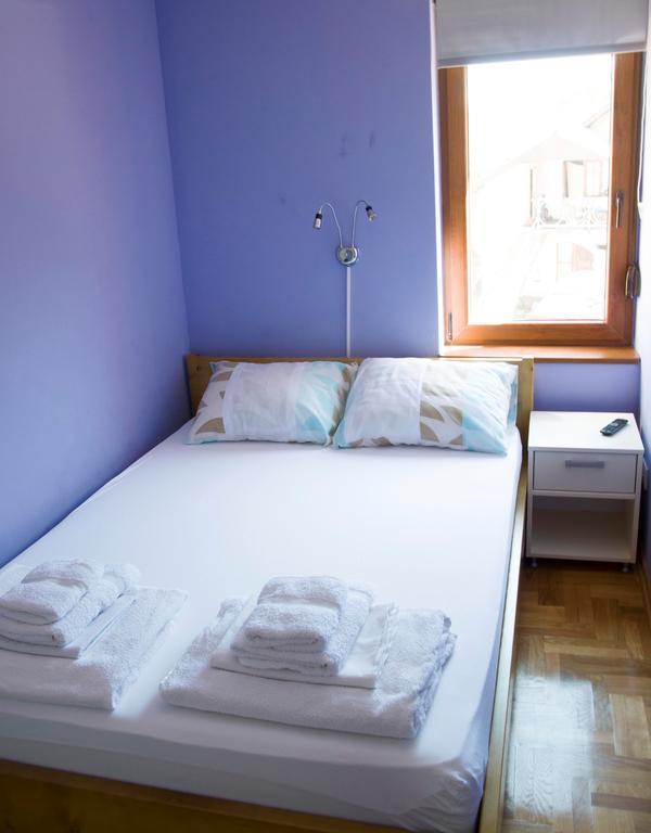 Apartman Lena Apartamento Vrnjačka Banja Quarto foto